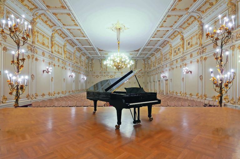 Малый зал Санкт-Петербургской филармонии. Источник: culture.ru. Правообладатель: culture.ru.