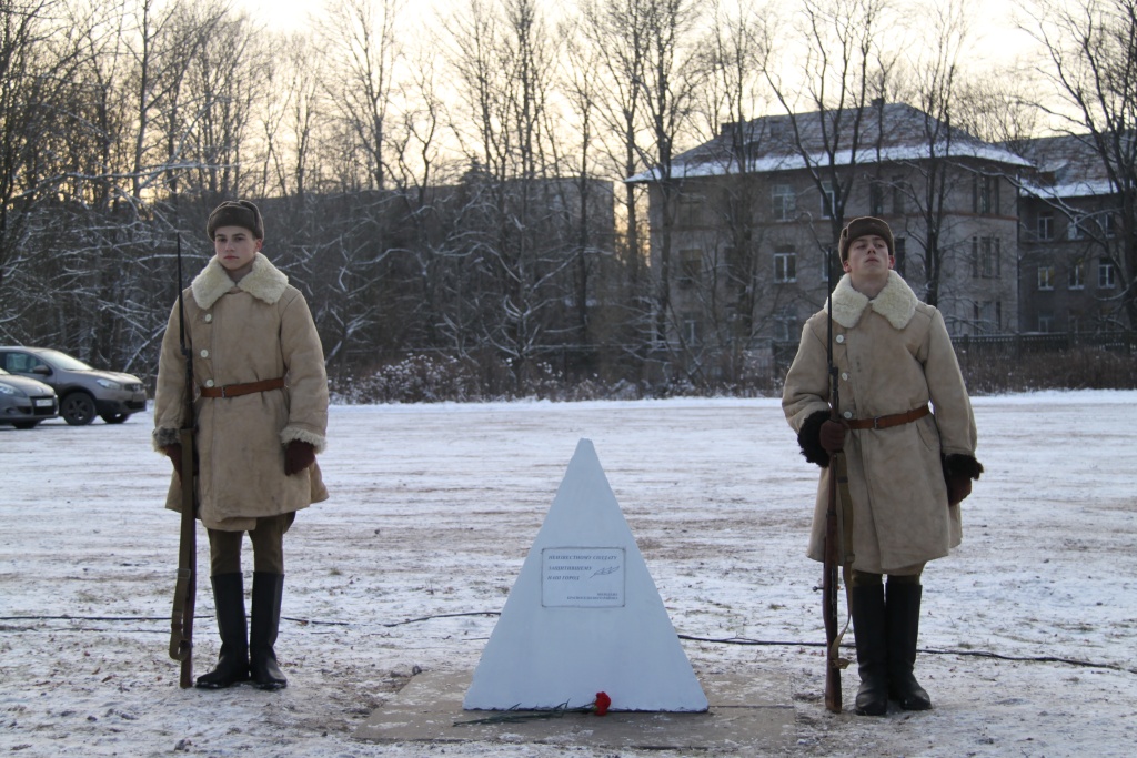 Памятный знак «Неизвестному Солдату» на территории Полежаевского парка. Правообладатель: Правительство Санкт-Петербурга, gov.spb.ru.