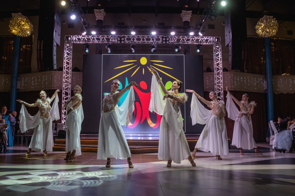 XI бал на колясках. Фото: Ирина Иванова. Правообладатель: Институт культурных программ.