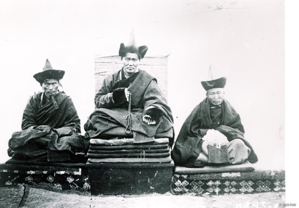 Бурятские ламы. Правообладатель: Кунсткамера, kunstkamera.ru.