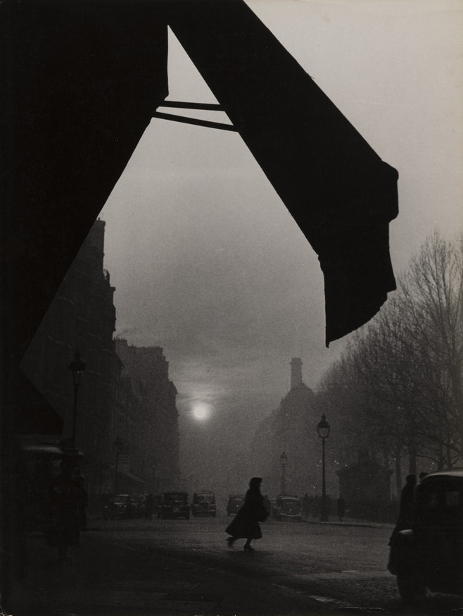 Вилли Рони / Willi Ronis - Sevres-Babylon (1948).